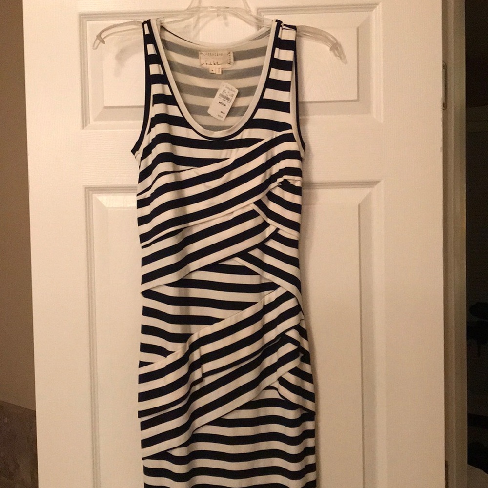 Sleeveless Nicole Miller dress